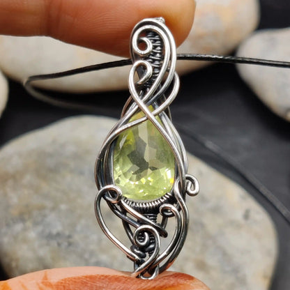 Viti lemon topaz silver pendant with natural topaz and 925 silver handmade by sanguine aura in India